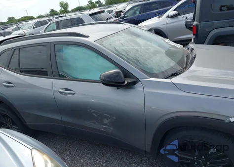 2024 Chevrolet Trax Activ из США, поврежденный, VIN KL77LKE26RC070834